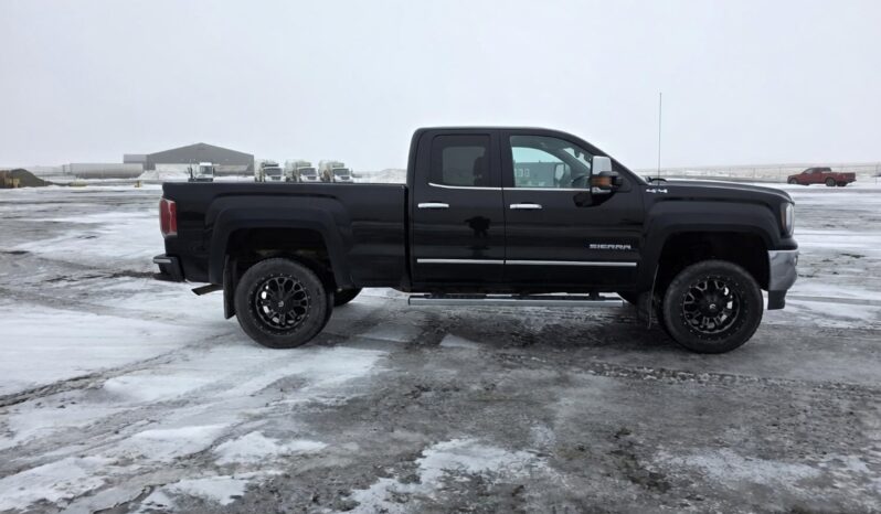 
								2018 GMC Sierra 1500 Truck full									