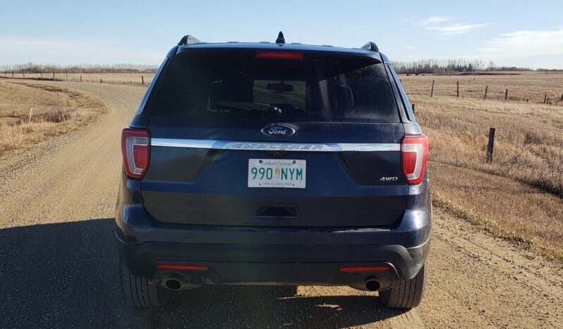 
								2017 Ford Explorer SUV full									