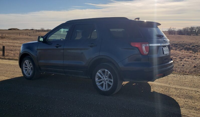 
								2017 Ford Explorer SUV full									
