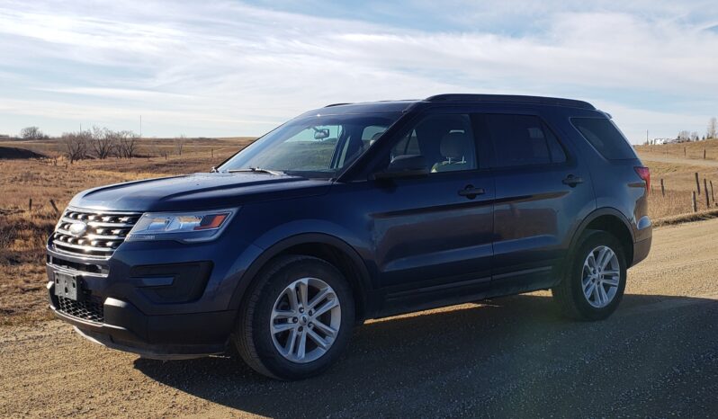 
								2017 Ford Explorer SUV full									