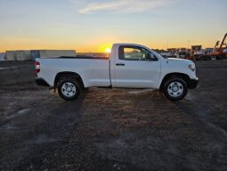 
										2014 Toyota Tundra SR Truck full									