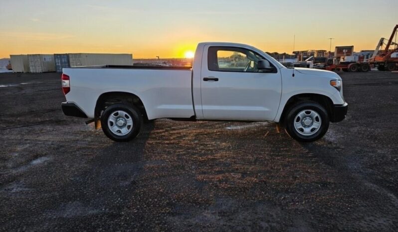 
								2014 Toyota Tundra SR Truck full									