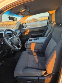 
										2014 Toyota Tundra SR Truck full									