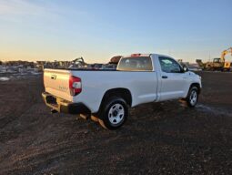 
										2014 Toyota Tundra SR Truck full									