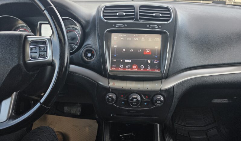 
								2017 Dodge Journey Crossroads SUV full									