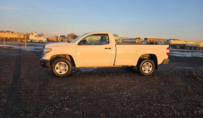 
								2014 Toyota Tundra SR Truck full									